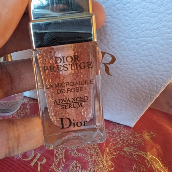 Dior Gift Set with Lunar Pouch & Card - Picture 11 of 11